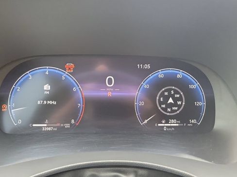 Used 2023 Toyota Highlander Limited FWD image 23
