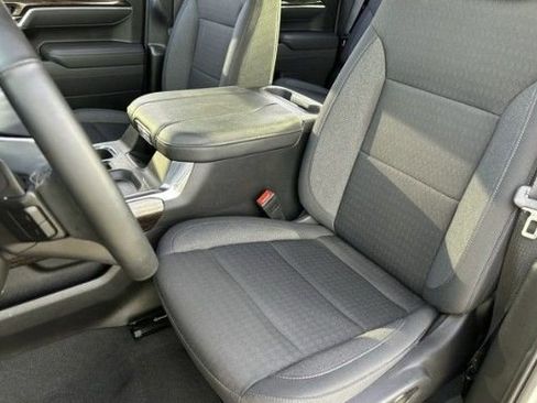 Used 2025 GMC Sierra 1500 Elevation AWD/4WD image 6