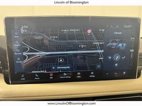 Certified 2022 Lincoln Nautilus Black Label w/ Class II Trailer Tow Package AWD/4WD image 46