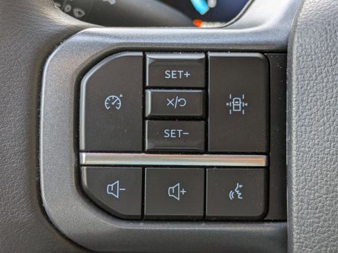 Used 2025 Ford F150 XLT w/ Equipment Group 301A Standard image 15