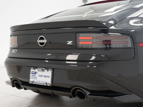 Used 2024 Nissan Z Performance w/ Floor Mat Package RWD image 9