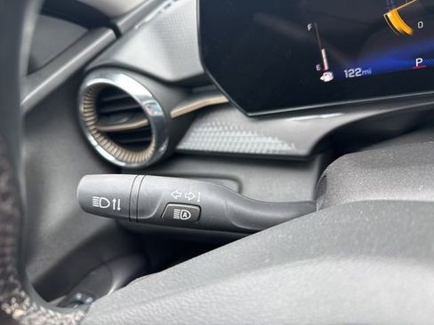 Used 2025 Chevrolet Trax ACTIV image 28