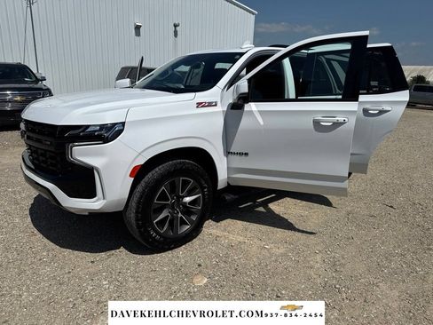 Used 2023 Chevrolet Tahoe Z71 w/ Luxury Package AWD/4WD image 33