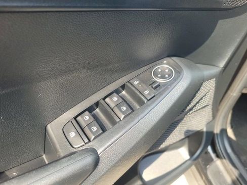 Certified 2024 Kia Seltos LX AWD/4WD image 10