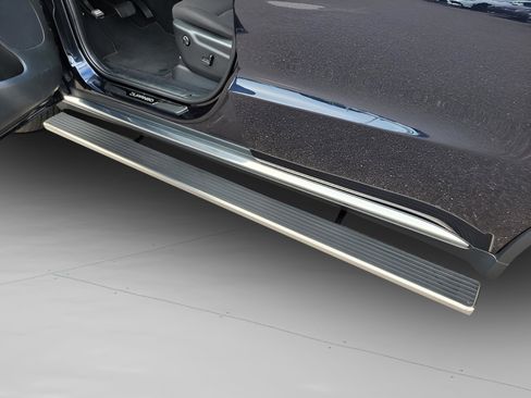 Used 2024 Dodge Durango SXT w/ 3rd Row Seating Group image 20