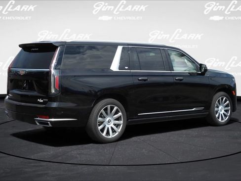 Used 2023 Cadillac Escalade ESV Premium Luxury Platinum w/ Heavy-Duty Trailer Package AWD/4WD image 33