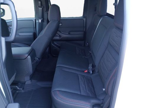 Used 2023 Nissan Frontier Pro-X w/ Pro Convenience Package RWD image 13