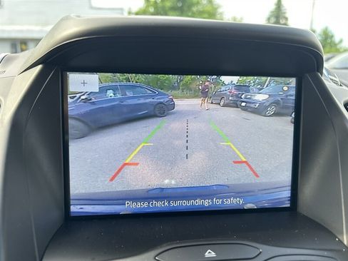 Used 2016 Ford Escape SE w/ Equipment Group 201A AWD/4WD image 14