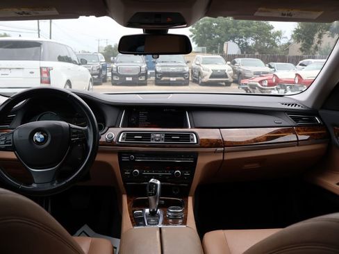 Used 2015 BMW 740i RWD image 18