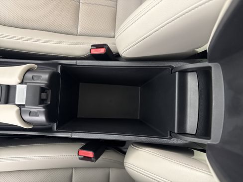 Certified 2024 Honda HR-V EX-L image 34