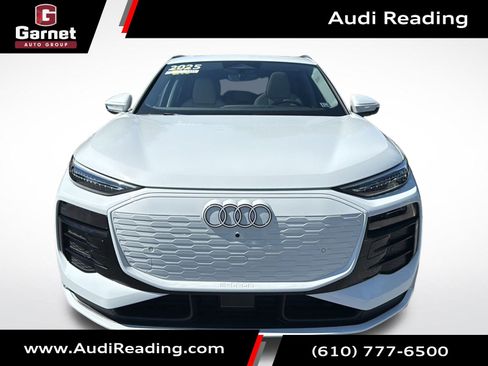 Used 2025 Audi Q6 e-tron Premium Plus image 2