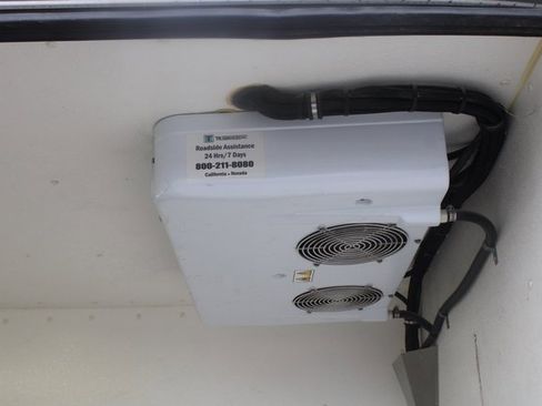 Used 2017 Ford Transit 350 148 Medium Roof image 18