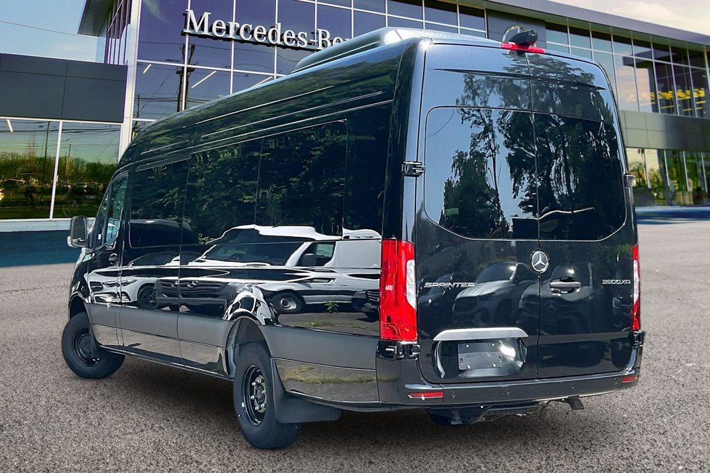New 2026 Mercedes-Benz Sprinter 3500 image 3