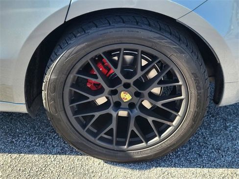 Used 2021 Porsche Macan GTS image 6