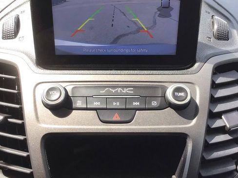 Used 2021 Ford Transit Connect XLT FWD image 8