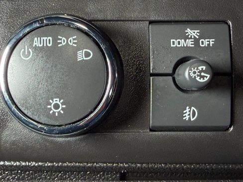 Used 2013 Chevrolet Avalanche LTZ RWD image 14
