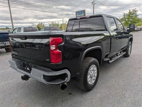 Used 2020 Chevrolet Silverado 2500 LT w/ Texas Edition AWD/4WD image 6