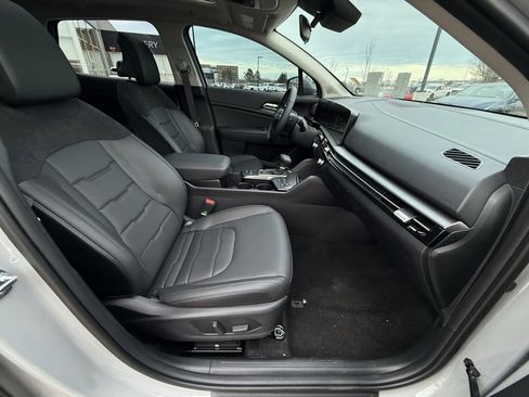 Used 2026 Kia Sportage SX image 32