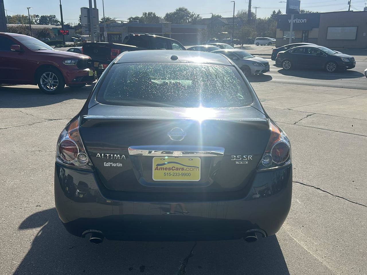 Used 2011 Nissan Altima 3.5 SR w/ 3.5SR Premium Pkg FWD image 4