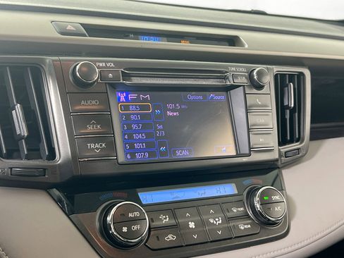 Used 2013 Toyota RAV4 XLE image 14