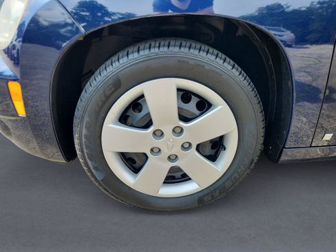 Used 2010 Chevrolet HHR LS FWD image 9