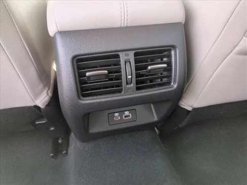 Used 2025 Nissan Altima 2.5 SL image 18