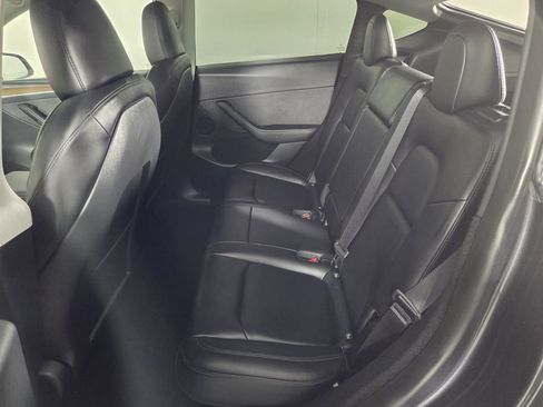 Used 2024 Tesla Model Y Performance AWD/4WD image 21