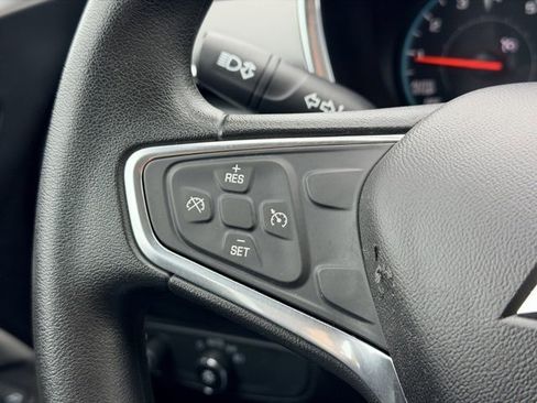 Used 2018 Chevrolet Equinox LS image 9