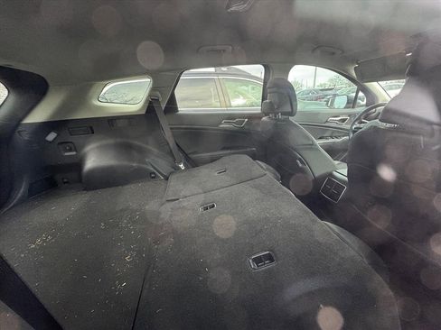 Certified 2024 Kia Sportage EX image 3