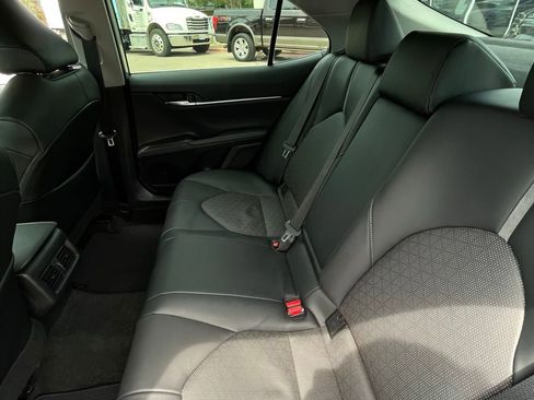 Used 2022 Toyota Camry XSE w/ Cold Weather Package FWD image 23