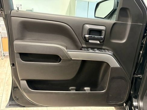 Used 2019 Chevrolet Silverado 1500 LT w/ All Star Edition image 18