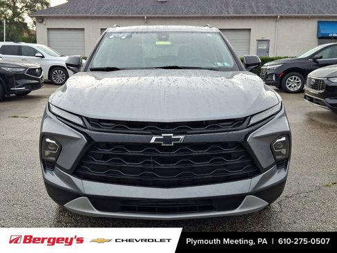 Certified 2023 Chevrolet Blazer LT w/ Midnight/Sport Edition AWD/4WD image 3