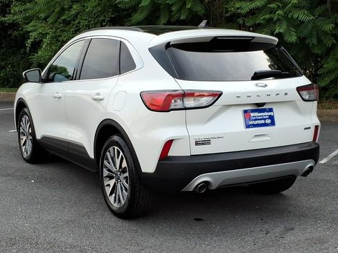 Used 2022 Ford Escape Titanium AWD/4WD image 7