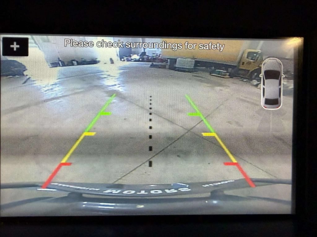 Used 2017 Ford Escape SE w/ SE Leather Comfort Package FWD image 37