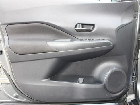 Used 2024 Nissan Kicks S FWD image 8