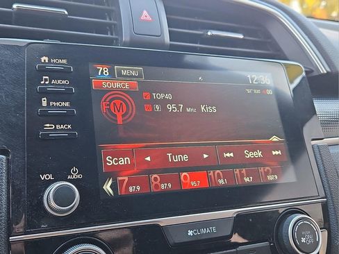 Used 2019 Honda Civic Sport image 17