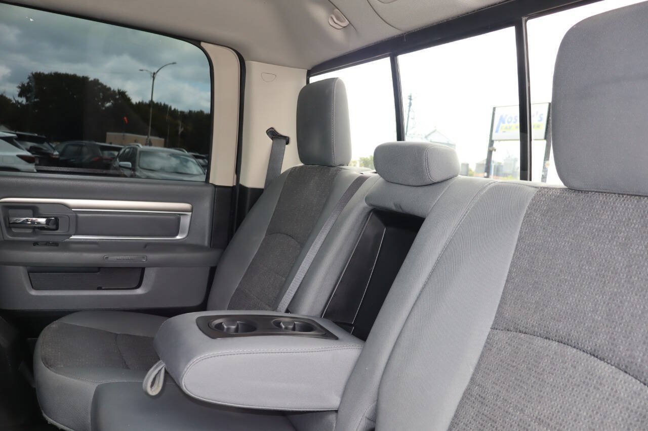 Used 2015 RAM 1500 Big Horn AWD/4WD image 13