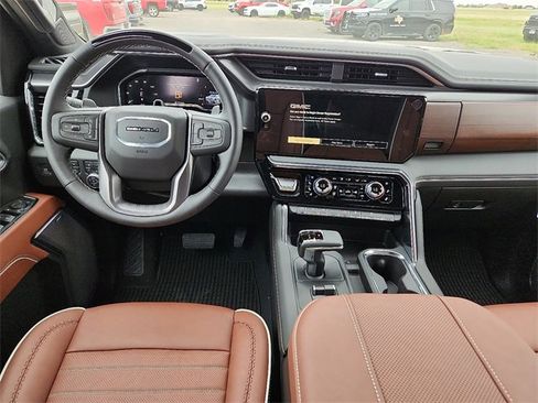 New 2025 GMC Sierra 1500 Denali Ultimate image 10
