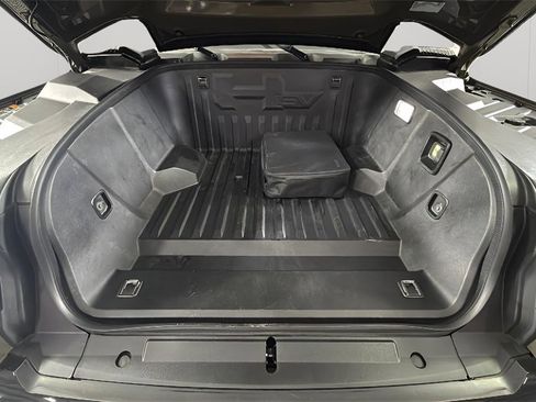 Certified 2025 GMC Hummer EV 2X w/ LPO, Cargo Utility Package image 41
