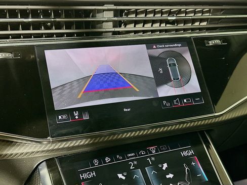 Used 2024 Audi RS Q8 AWD/4WD image 19