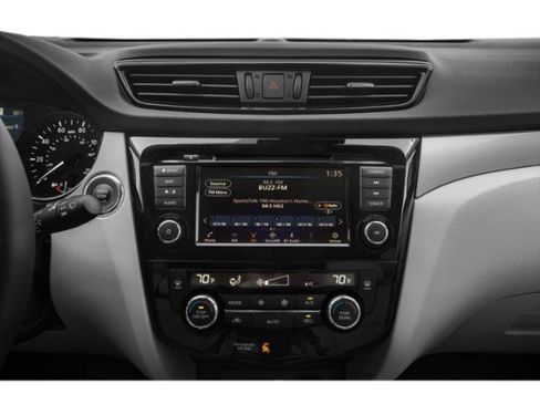 Used 2022 Nissan Rogue Sport SL AWD/4WD image 13