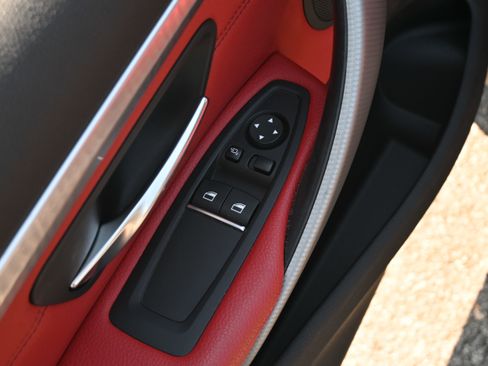 Used 2020 BMW 430i xDrive Coupe w/ M Sport Package image 29