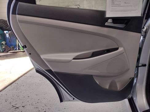 Used 2018 Hyundai Tucson SEL FWD image 31