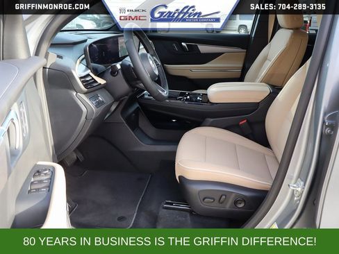 New 2026 Buick Enclave Preferred w/ Power Package FWD image 8