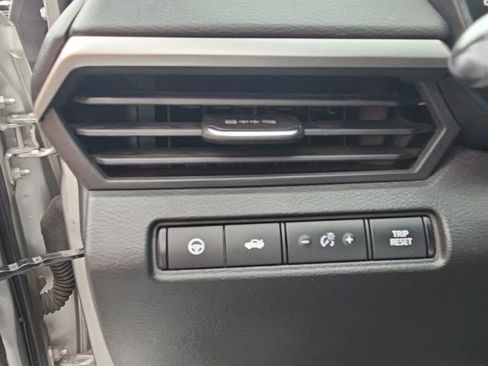 Used 2019 Nissan Altima 2.5 SV FWD image 15