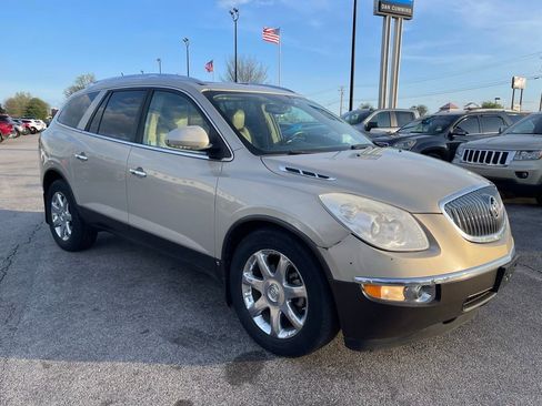 Used 2008 Buick Enclave CXL w/ Entertainment Package #1 image 2