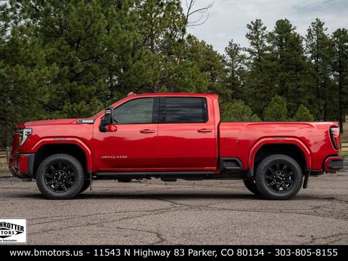 Used 2024 GMC Sierra 2500 AT4 w/ AT4 Premium Plus Package AWD/4WD image 4