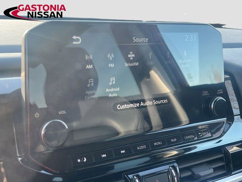 Used 2024 Nissan Pathfinder SL image 19