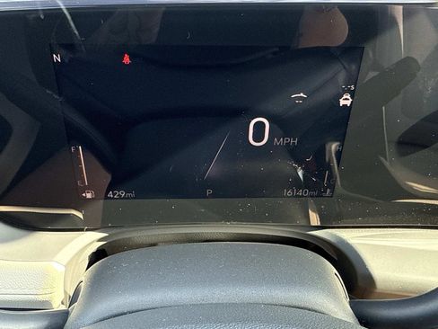 Used 2025 Buick Encore GX Preferred w/ Advanced Technology Package image 11