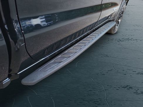 Used 2022 GMC Sierra 1500 AT4X image 16